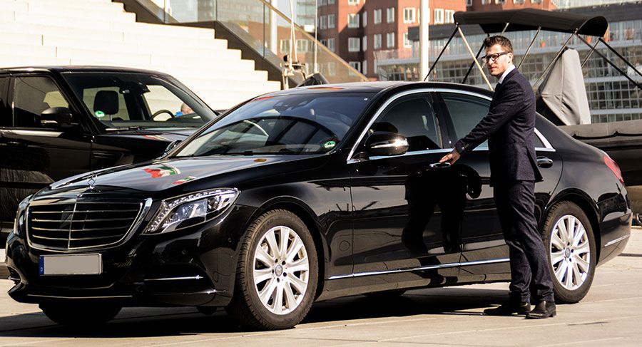 Black Car Chauffeurs Services